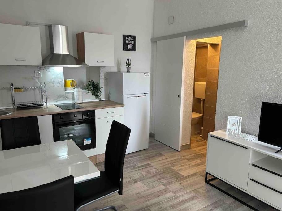 Apartman Kastel Kaštela Exterior foto
