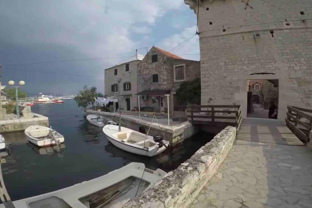Apartman Kastel Kaštela Exterior foto