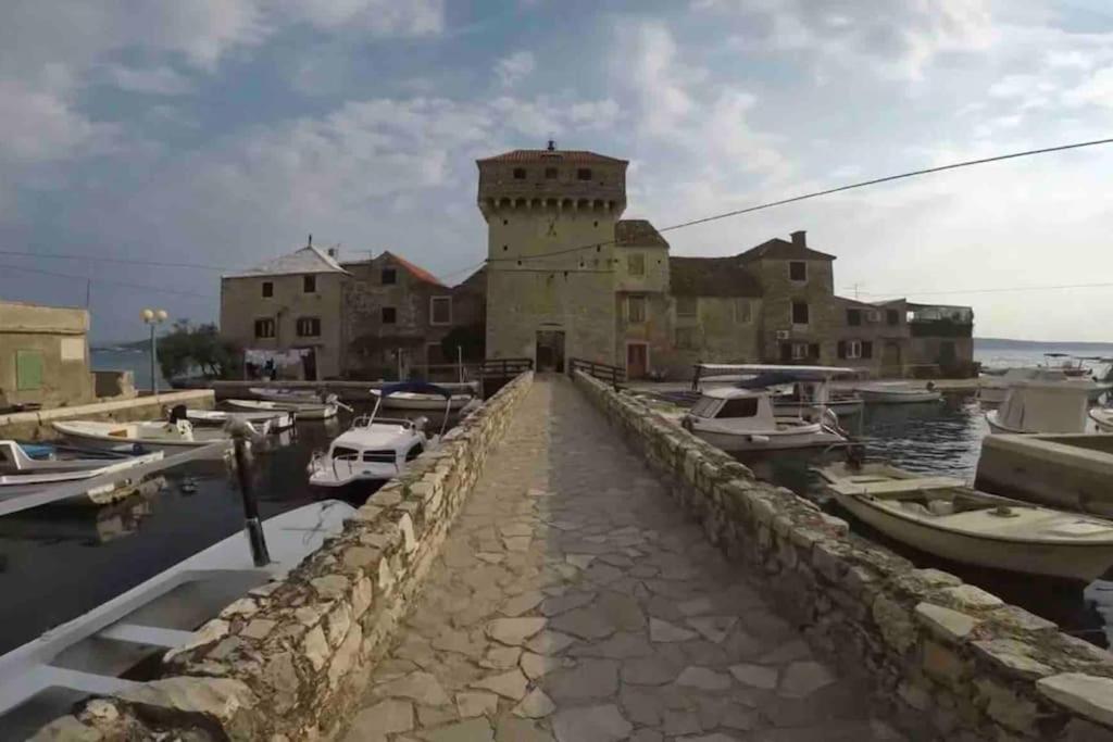 Apartman Kastel Kaštela Exterior foto